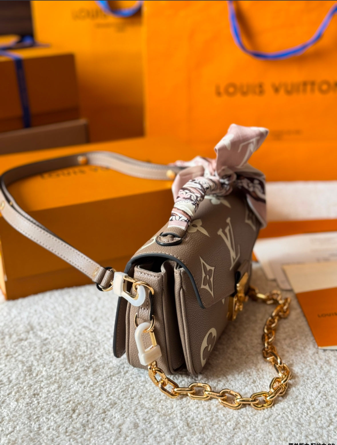 Pochette Métis East West