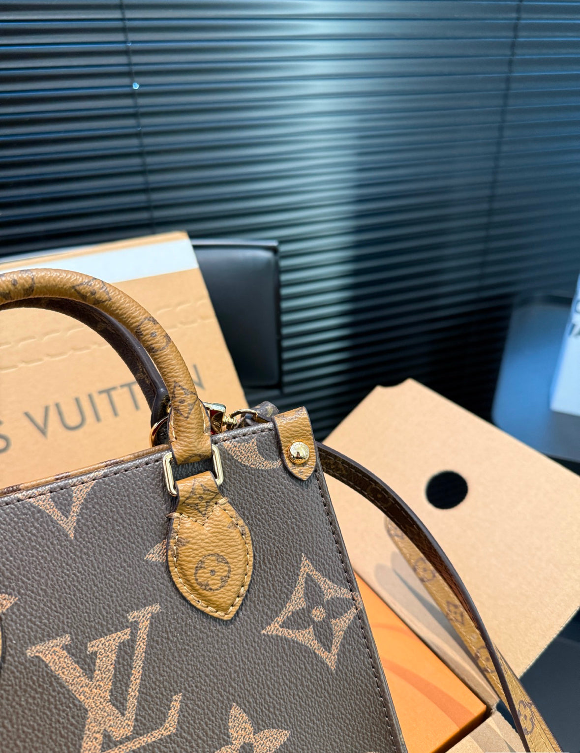 OnTheGo East West Chain