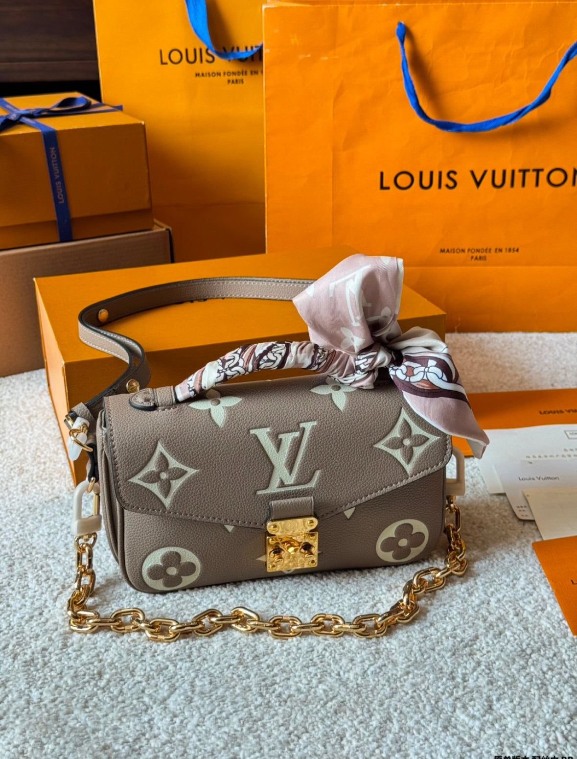 Pochette Métis East West